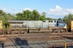 CSX 5002 trails on a northbound freight 
